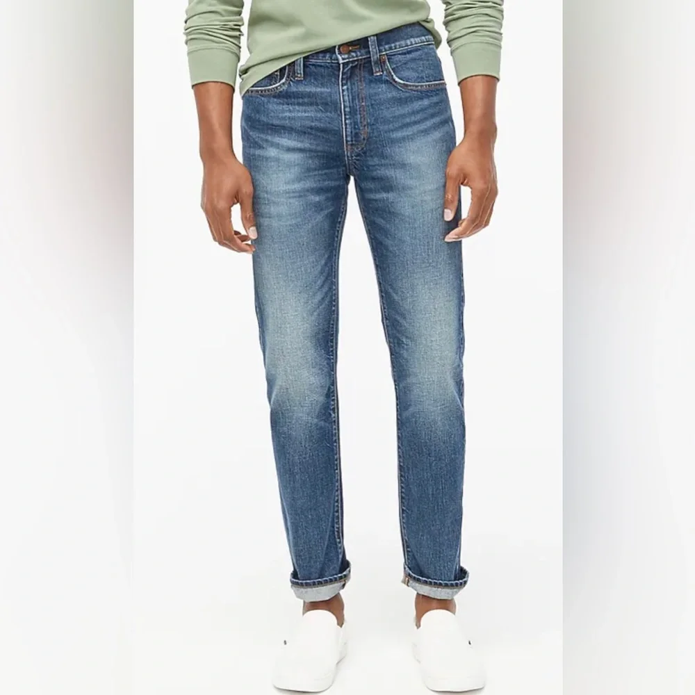 NWT J Crew Men’s Straight-fit jean in vintage flex
